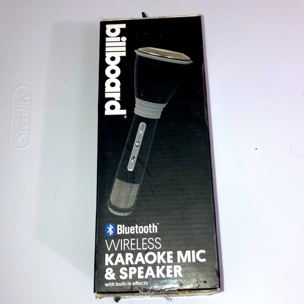 NWT BILLBOARD KARAOKE MIC / Family Fun Making Memories Party Sing